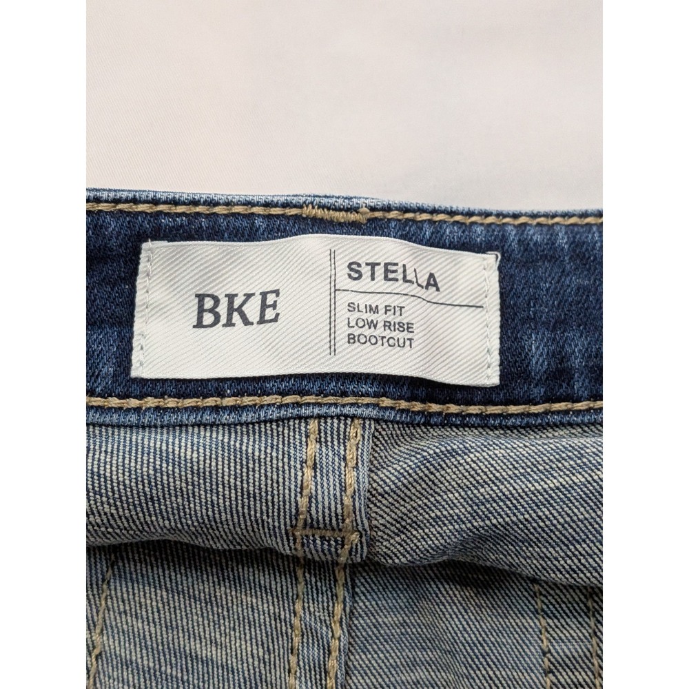 BKE Stella Low Rise Bootcut Jeans Distressed Medium Wash Blue Womens 27 x 29 1/2 - Picture 3 of 12
